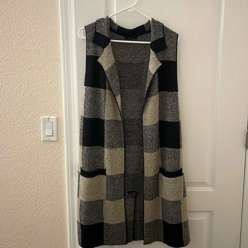 Sweater Vest new size medium
